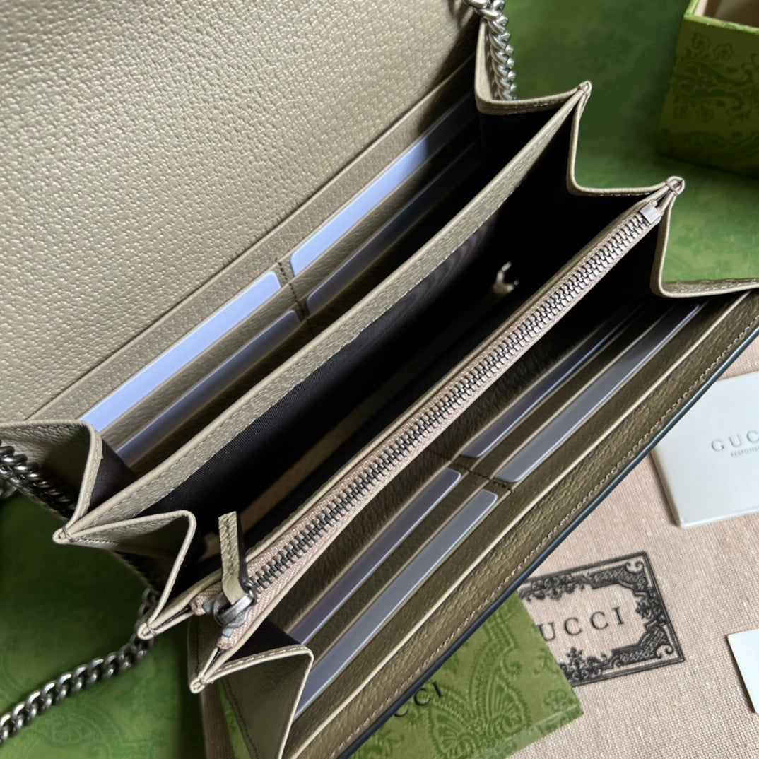 Gucci Dionysus Chain Wallet Beige and White GG Supreme Canvas — view 6