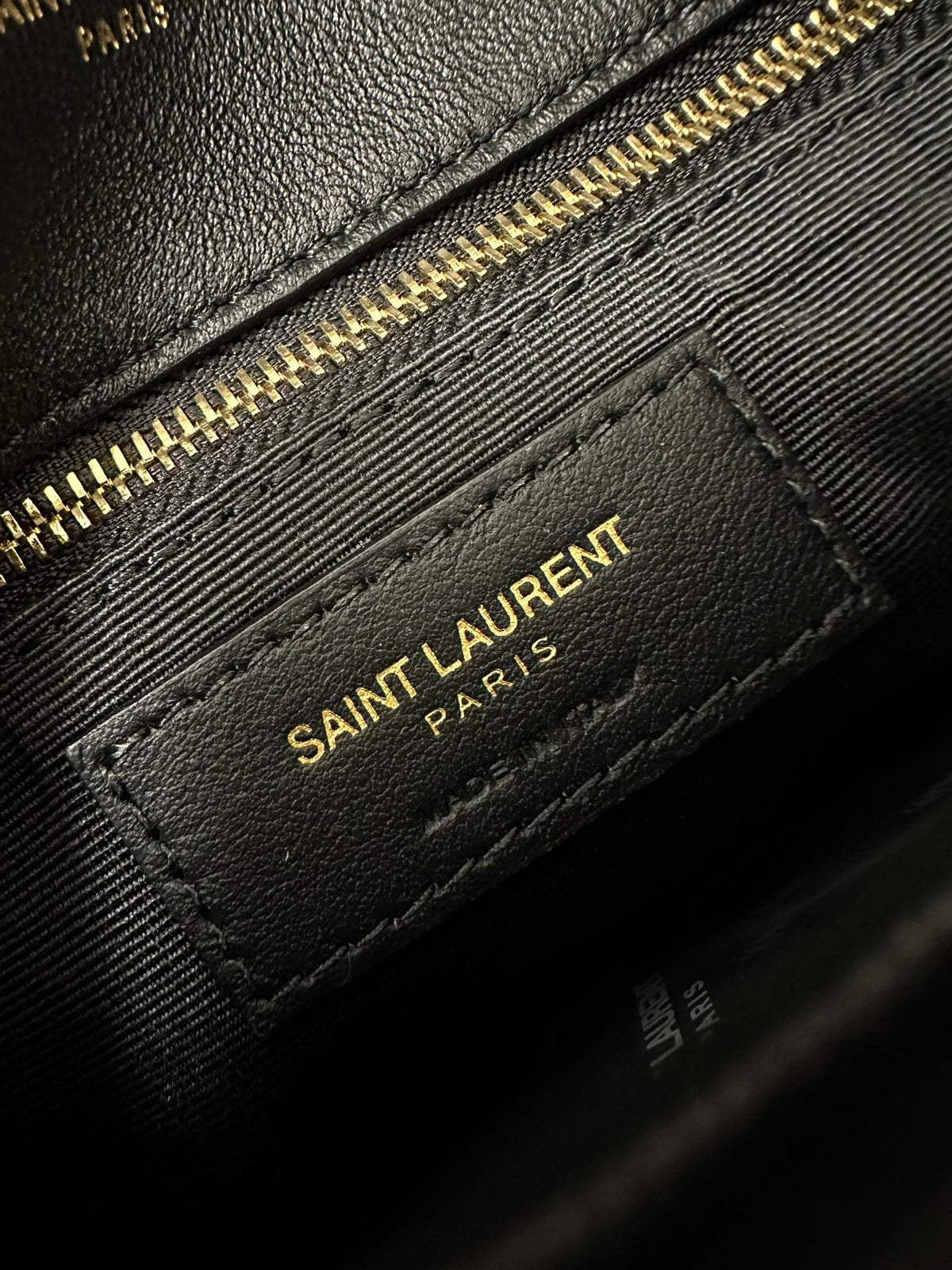 YSL | Loulou Puffer Toy Bag in Quilted Lambskin Gold Hardware Size 23x15.5x8.5 - Black — view 5