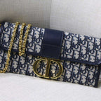 Dior 30 Montaigne Pouch — view 1