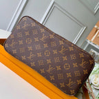 Louis Vuitton Neverfull MM Monogram Canvas Tote Bag — view 7