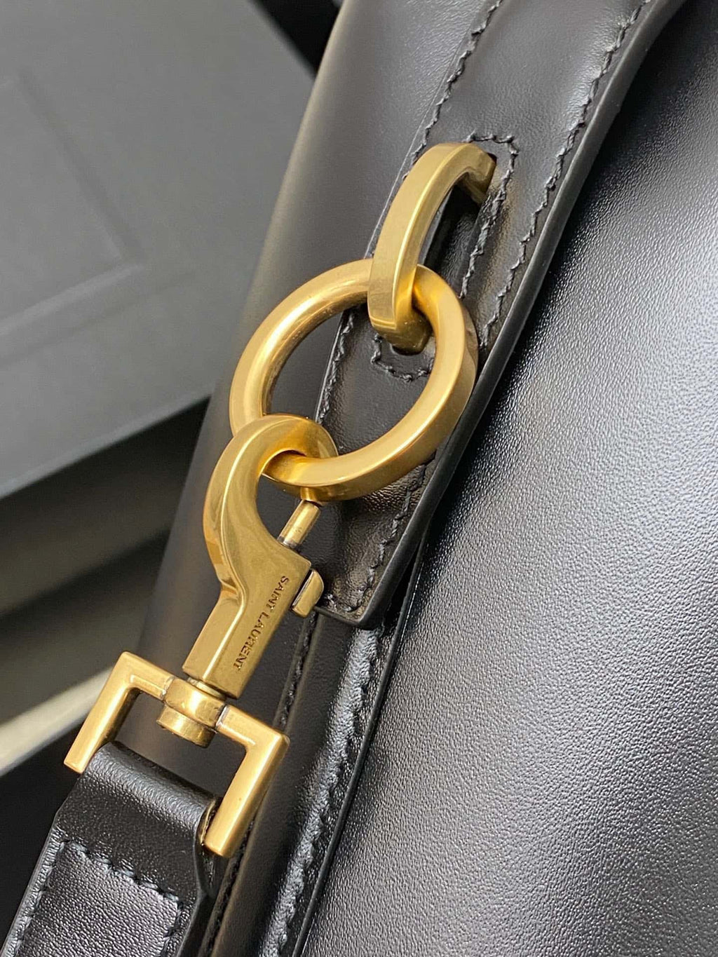 Louis Vuitton New Wave Multi-Pochette Handbag - Black — view 10