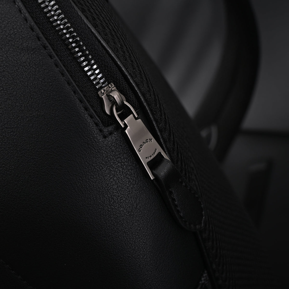 Coach West Backpack – Signature Canvas in Black/Grey - Black/Grey Monogram Pattern — view 2