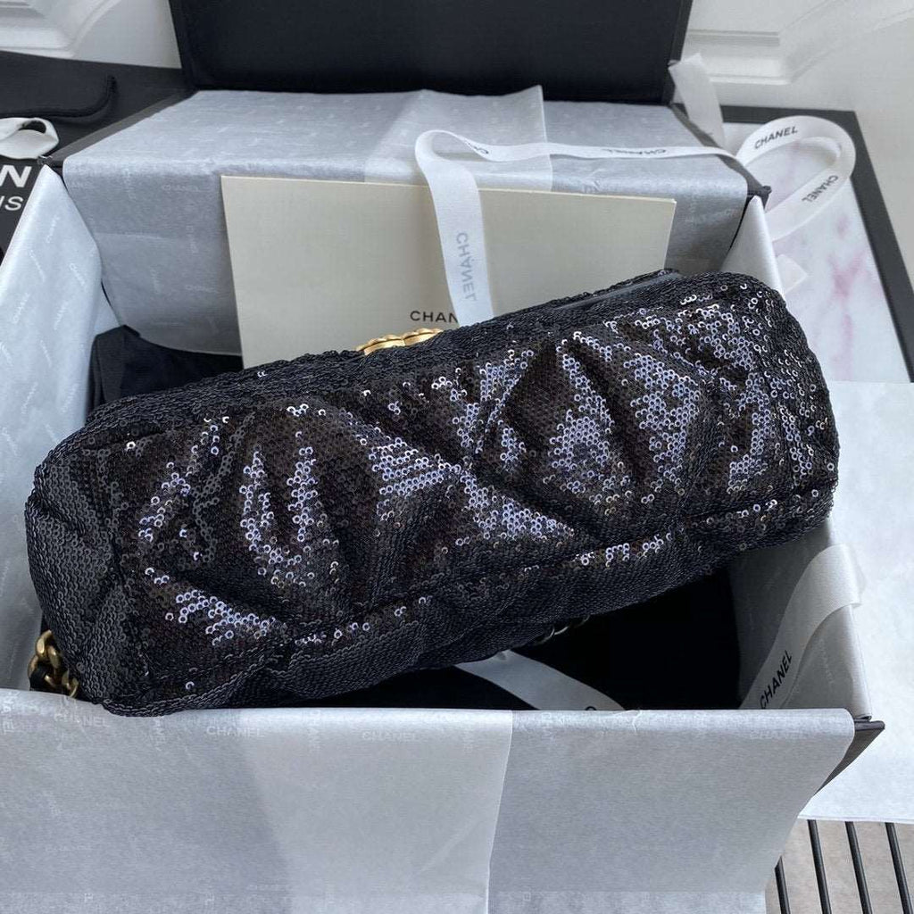 Chanel 19 Sequin Flap Bag Black — view 4
