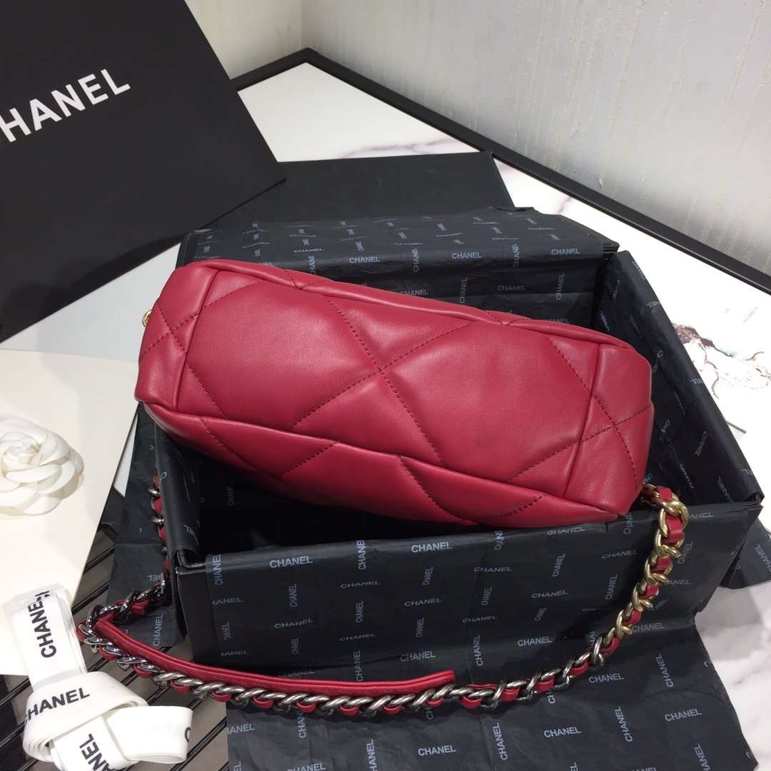 Chanel 19 Flap Bag — view 4