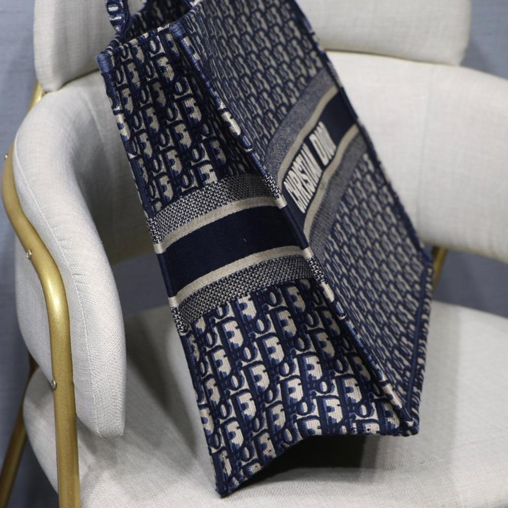 Dior Book Tote Navy Blue — view 3