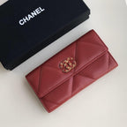 Chanel 19 Quilted Flap Wallet - Red — view 2