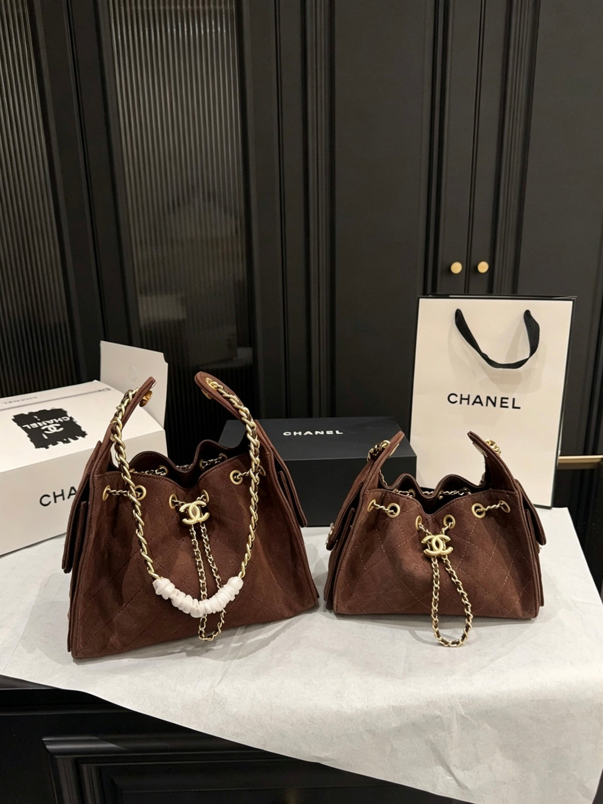 Serenityll 2001112 Chanel Bag — view 3