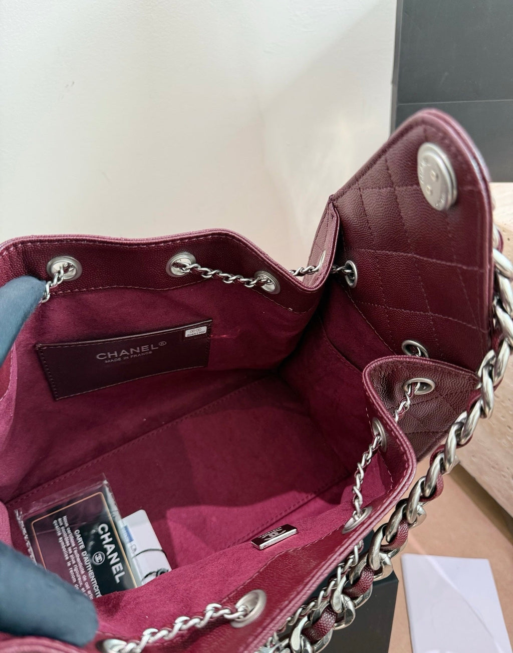 Serenityll 2001116 Chanel Bag — view 2