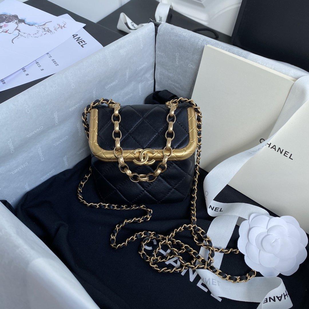 Chanel Small Kiss-Lock Bag - Black — view 1