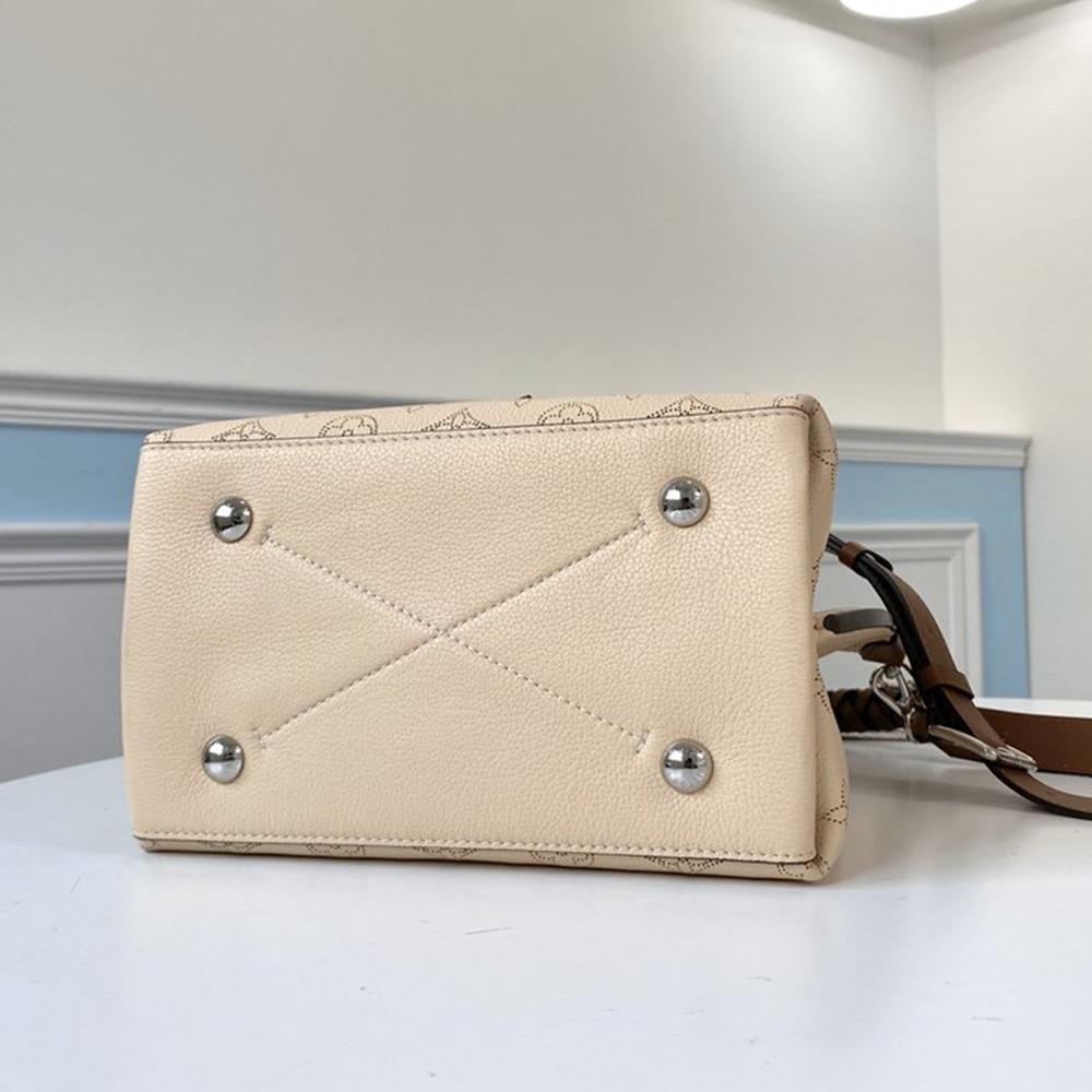 Louis Vuitton Néonoé BB Bucket Bag - Cosmic Latte — view 5