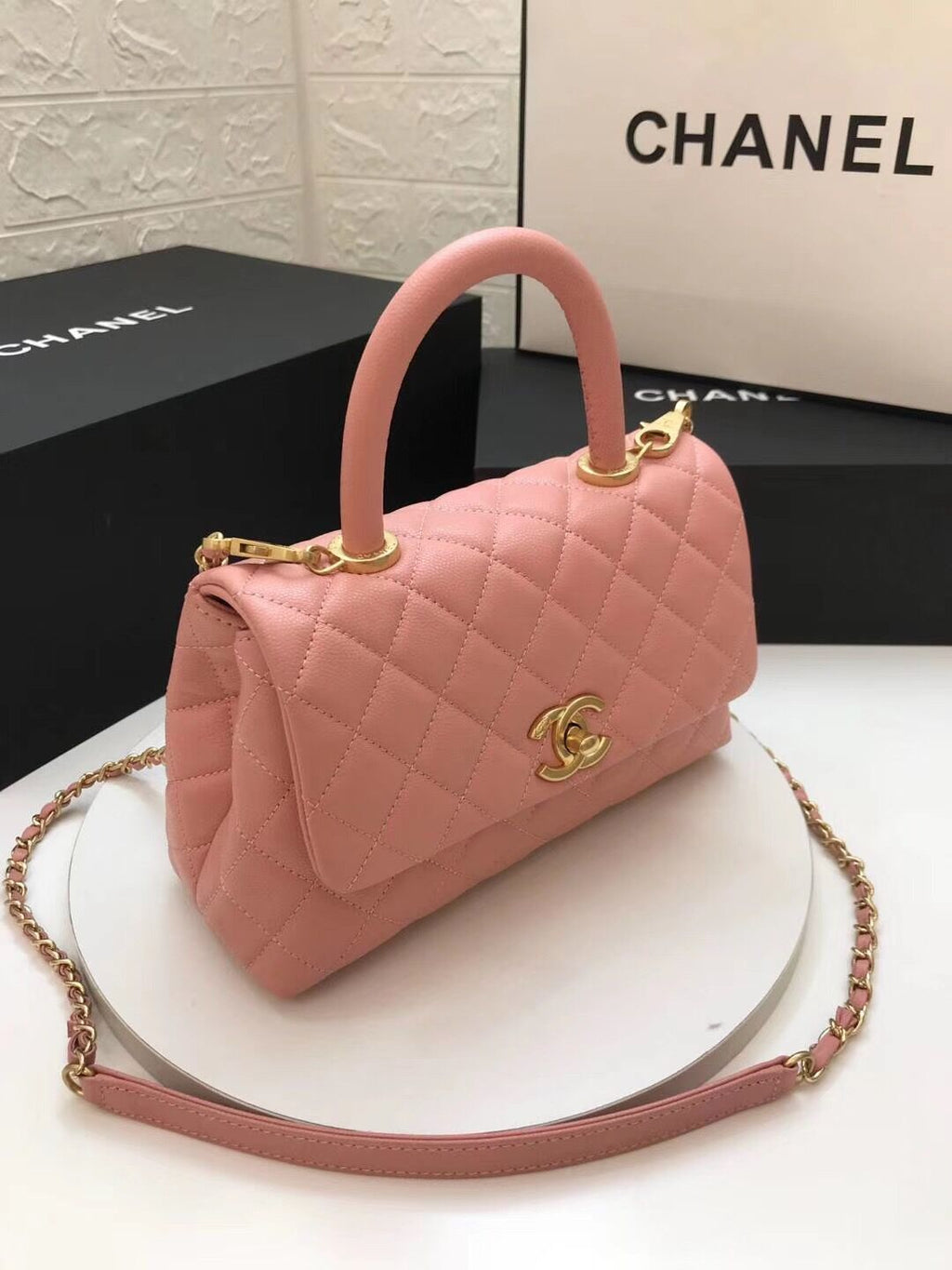 Chanel Coco Handle Gold Caviar Pink 24 cm Handbag — view 2