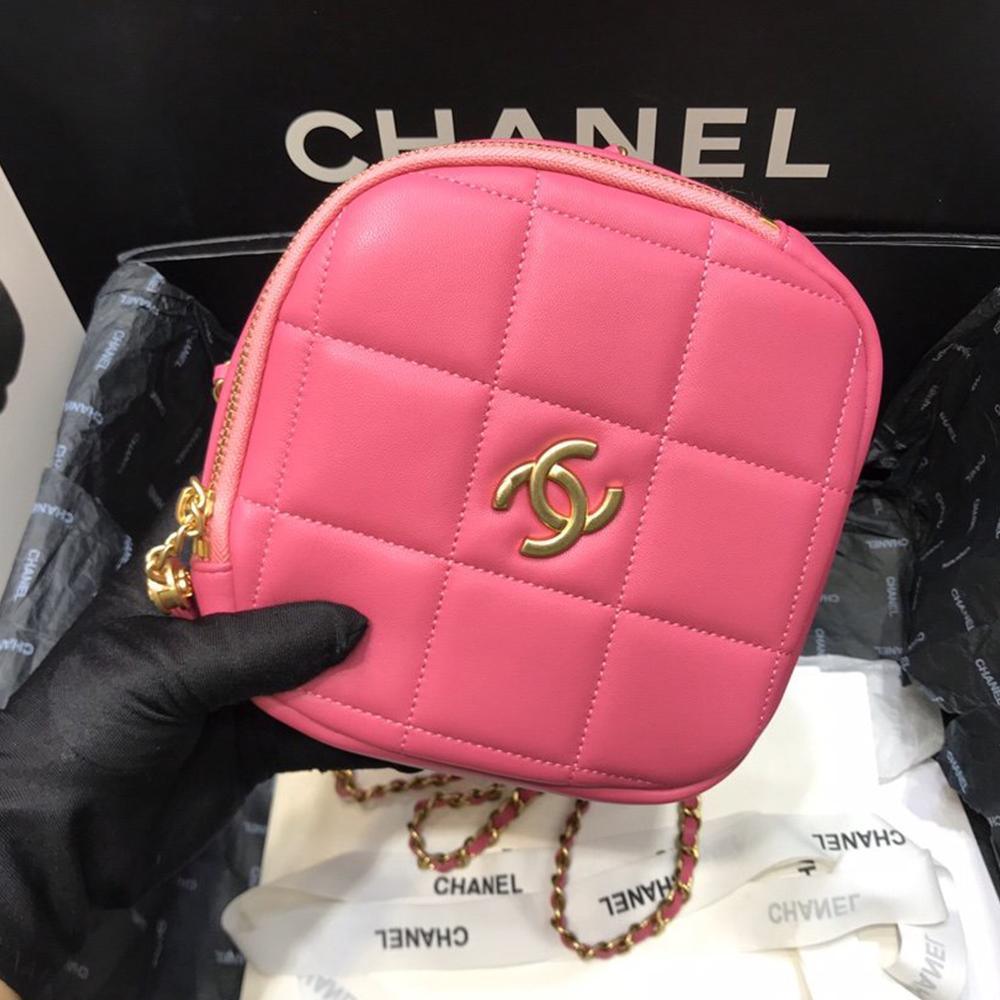 Chanel Lambskin Diamond Cut Pink Bag - Soft Pink — view 2
