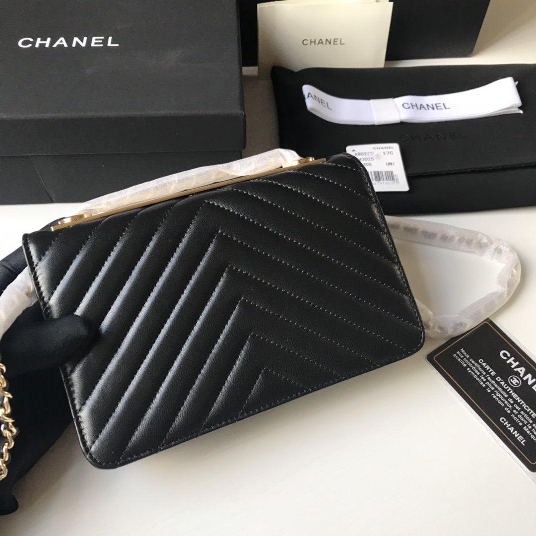 Chanel Wallet — view 3