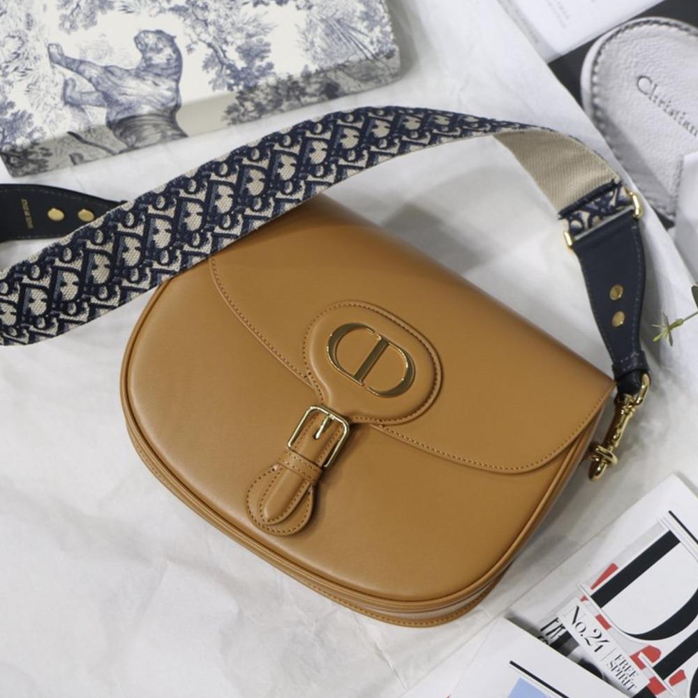 Medium Dior Bobby Bag — view 1