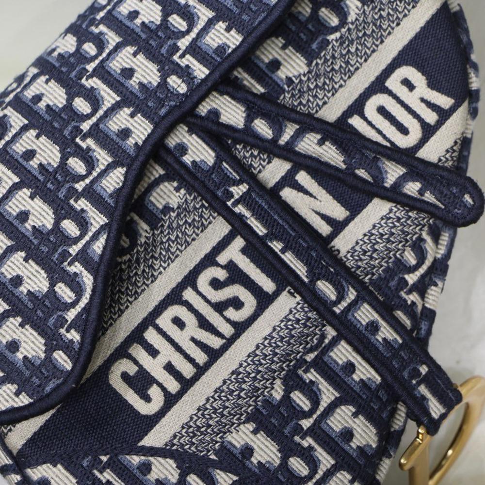 Dior Saddle Bag — view 9
