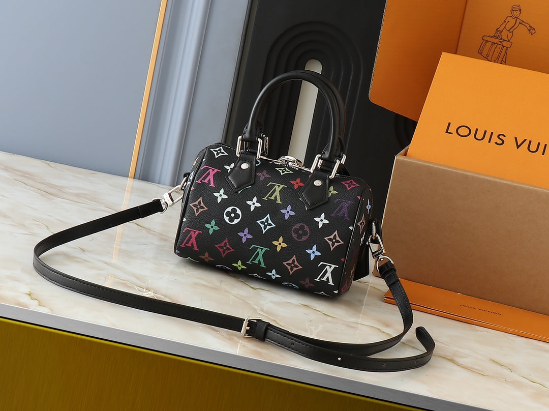 Louis Vuitton LV Speedy Bandouliere 20 Handbag — view 8