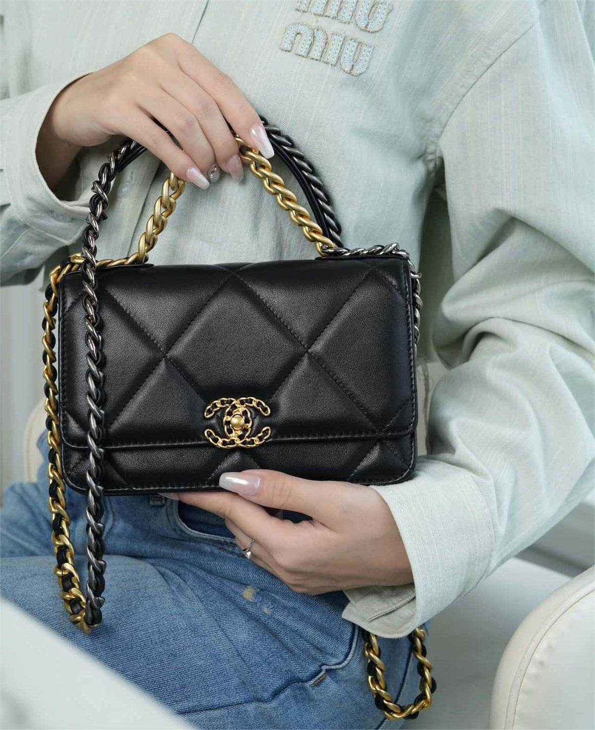 Chanel 19 WOC Wallet On Chain AP0957 Black Flap Bag — view 3