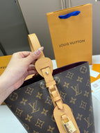 Louis Vuitton LV Vintage Bucket Tote Bag - Brown — view 6