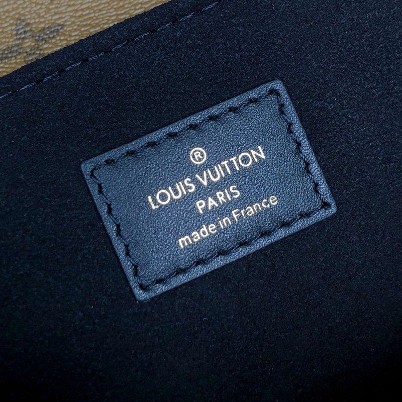 Louis Vuitton Pochette Métis — view 9