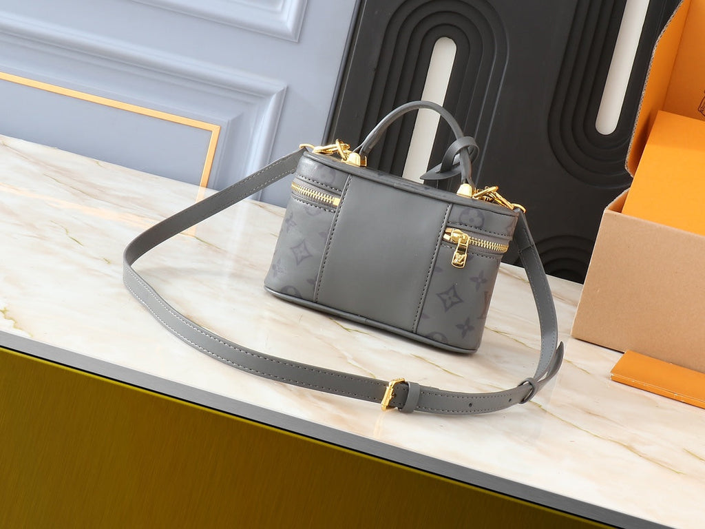 Louis Vuitton LV Vanity Chain Pouch Shoulder Bag - Gray — view 3