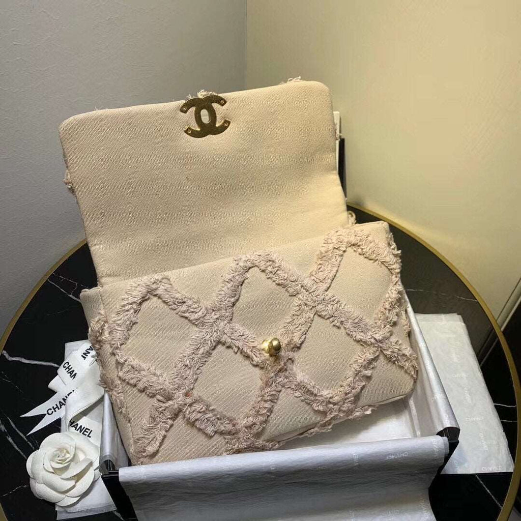 Chanel 19 Medium Denim Flap Bag Beige — view 4