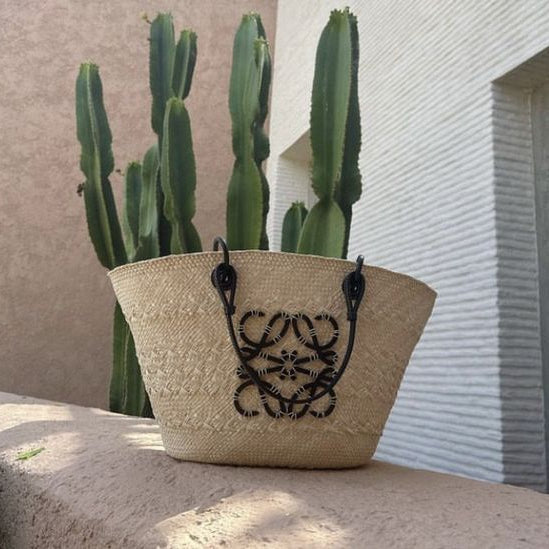 Loewe Sunday Neeti Black Raffia Bag — view 8