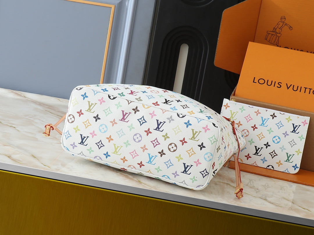 Louis Vuitton LV Neverfull Tote Bag — view 9