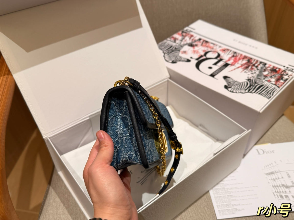 Dior New Fashion Denim Chain Bag - Blue — view 4