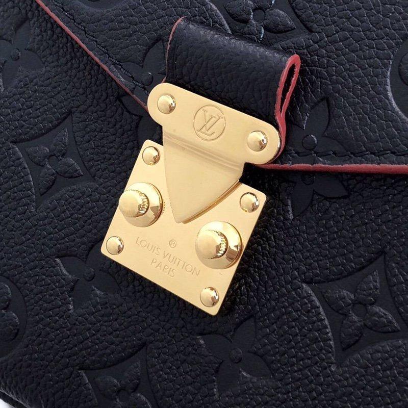 Louis Vuitton Pochette Metis — view 8
