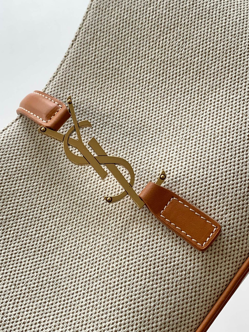 YSL Le 5 a 7 in Canvas and Leather Shoulder Bag - White — view 6