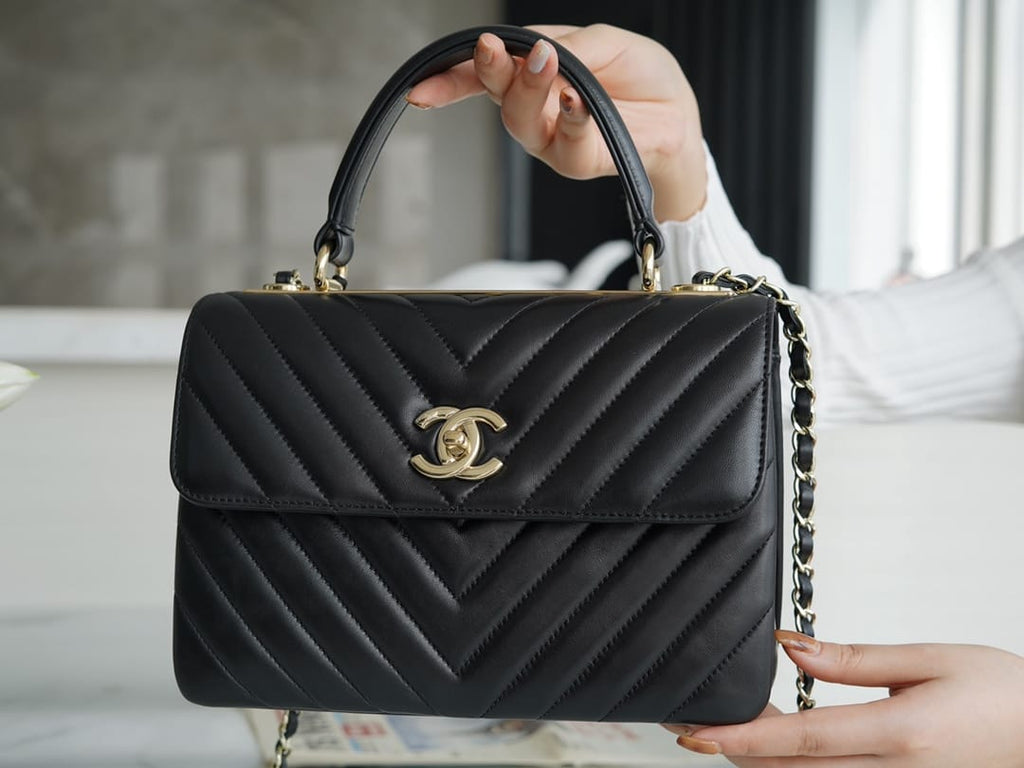 Chanel Trendy CC25 Pre-Owned Medium Chevron Trendy Handbag 25cm - Black — view 11