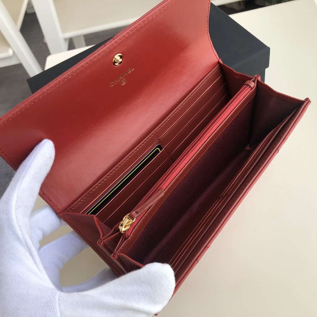 Chanel 19 Quilted Flap Wallet - Red — view 5