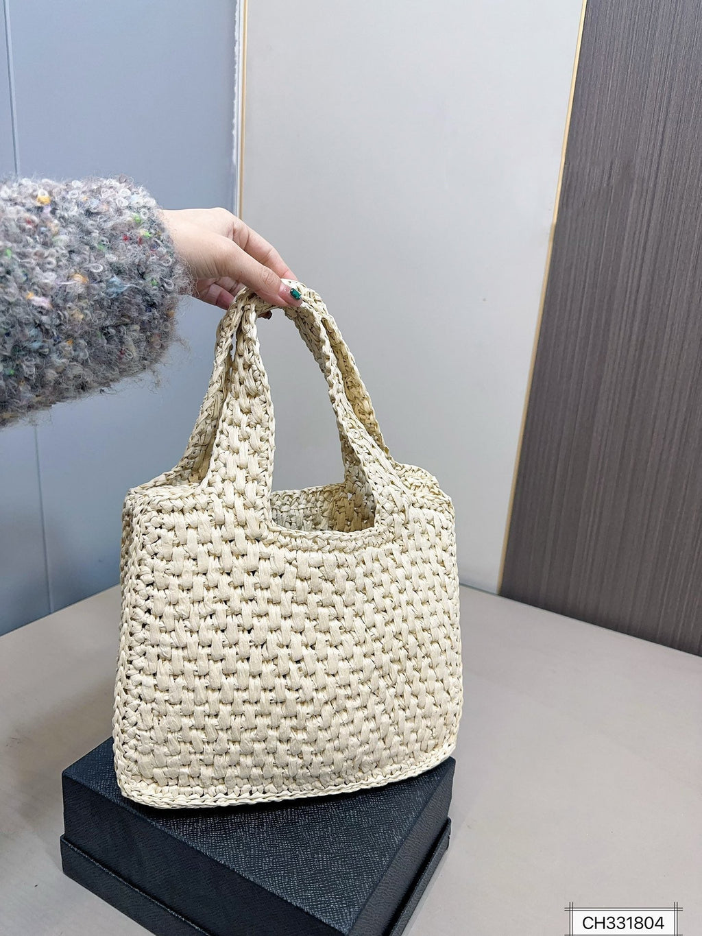 Loewe Trend Straw Tote Bag - Beige — view 3
