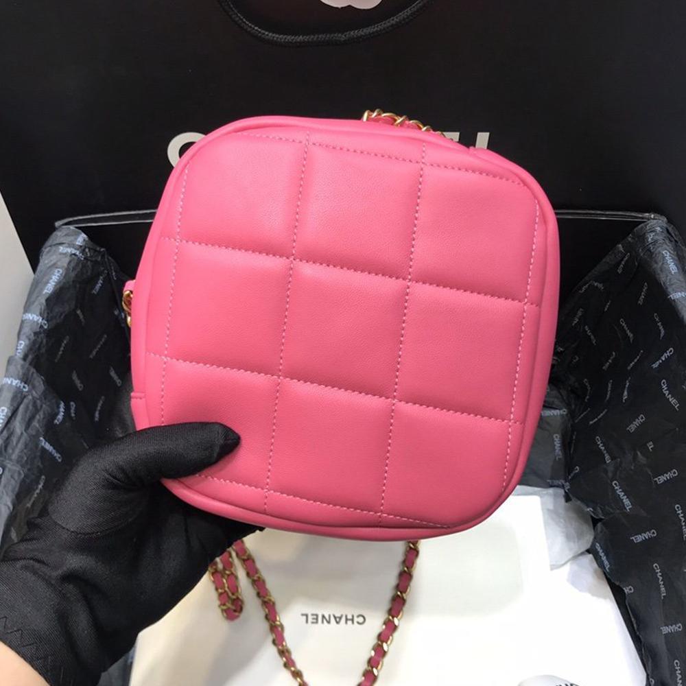 Chanel Lambskin Diamond Cut Pink Bag - Soft Pink — view 3