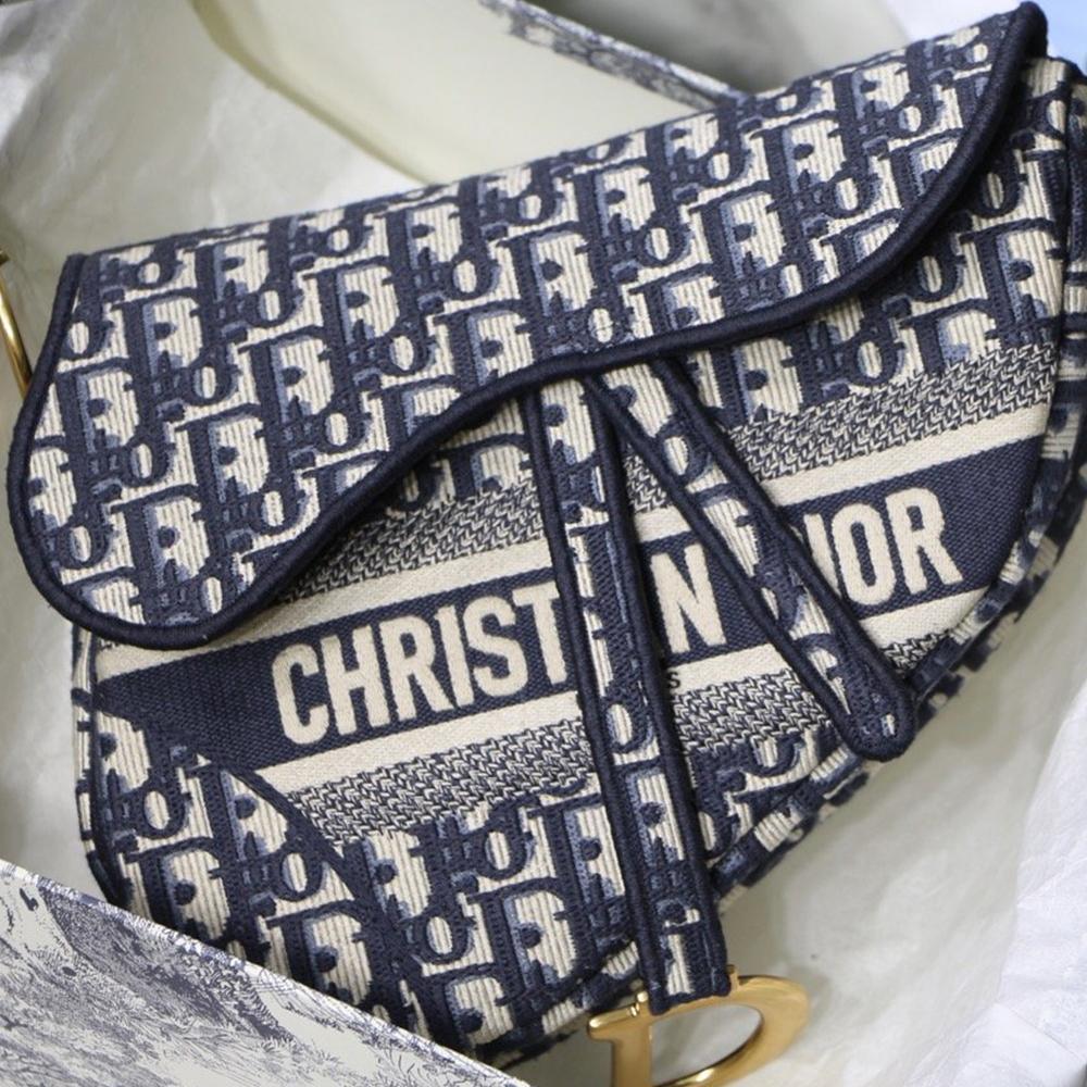 Dior Saddle Bag — view 2