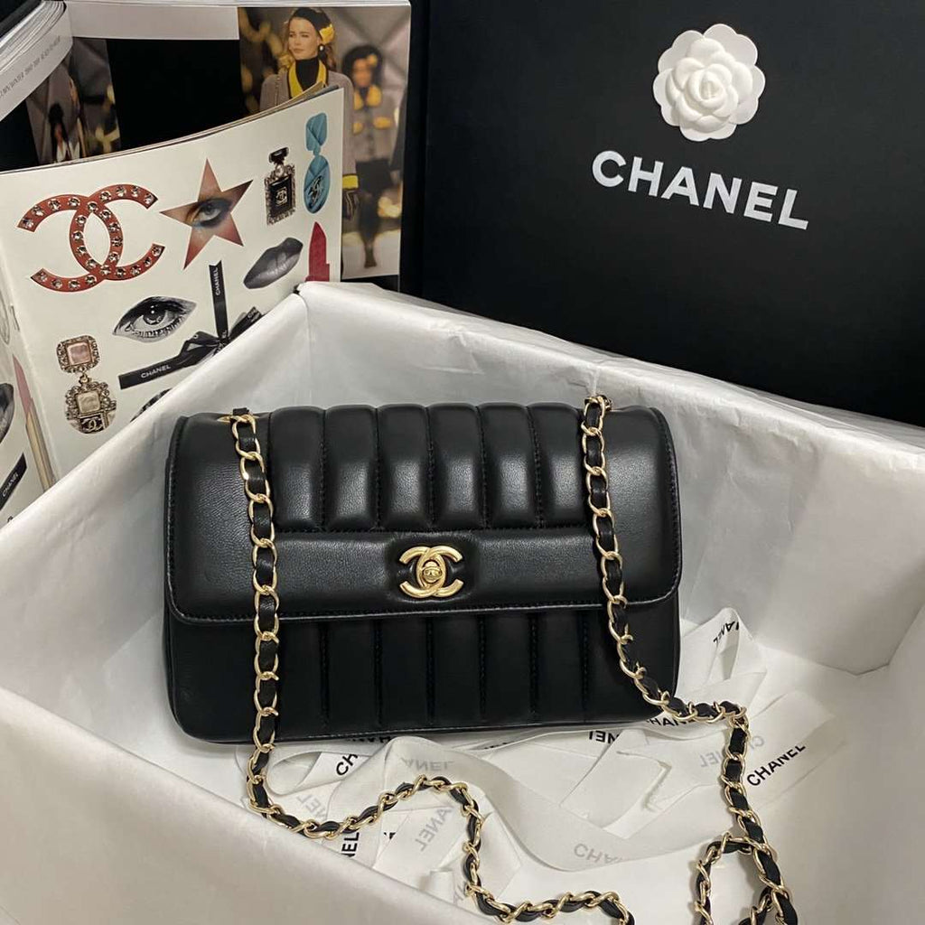 Chanel Flap Bag — view 2