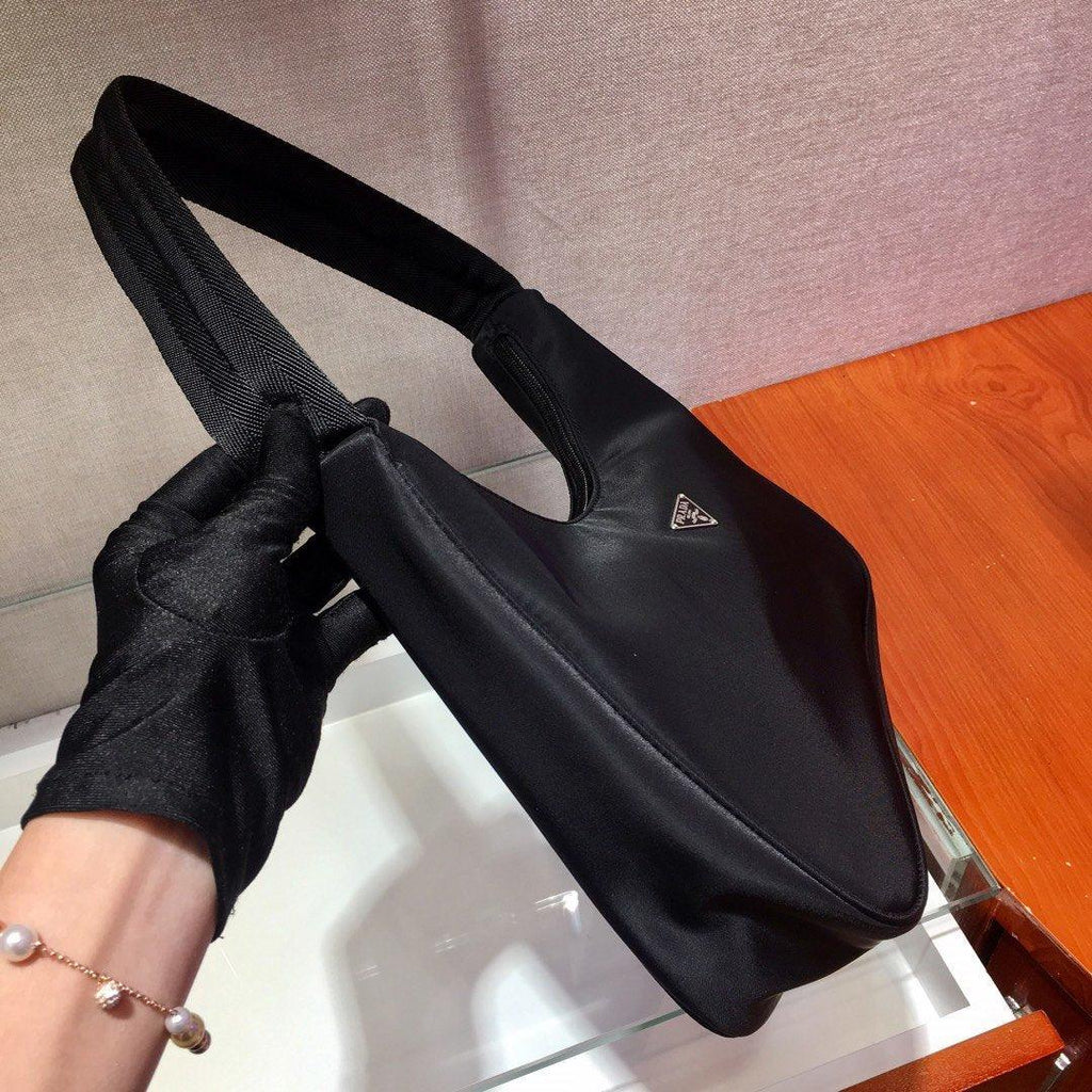 Re-Edition 2000 Nylon Mini Bag — view 4