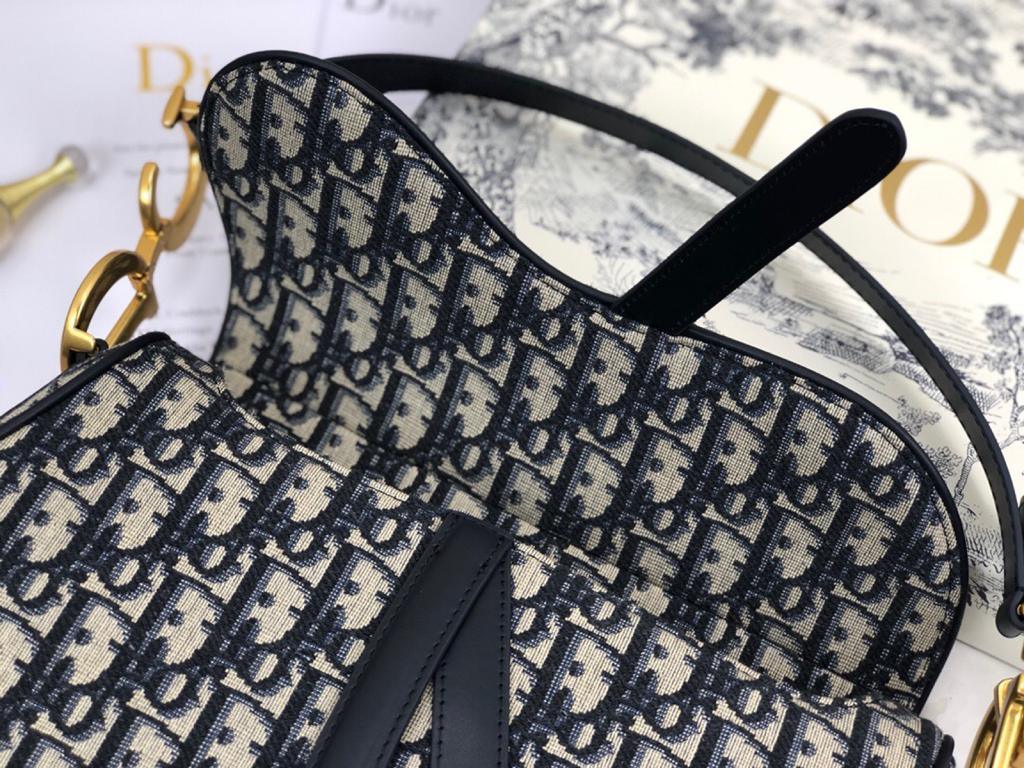 Dior Medium Saddle Bag with Strap Blue Oblique — view 3
