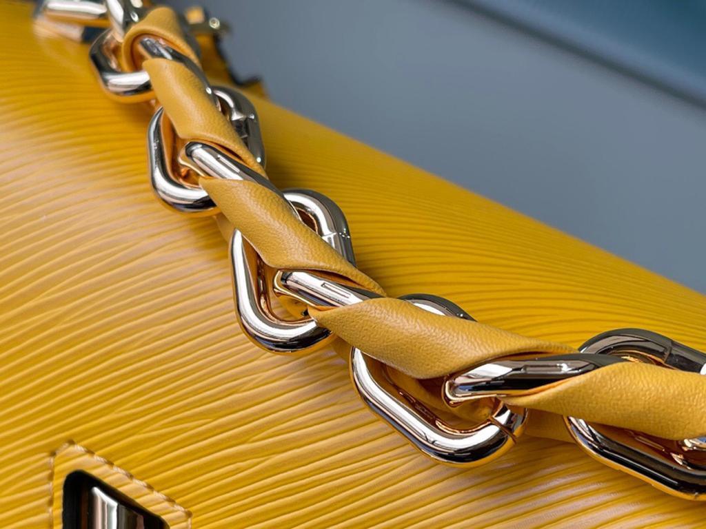 Louis Vuitton Twist MM Shoulder Bag — view 7