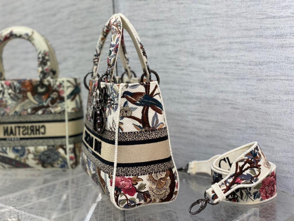 Dior Jardin D'Hiver Lady D-Lite Bag — view 4