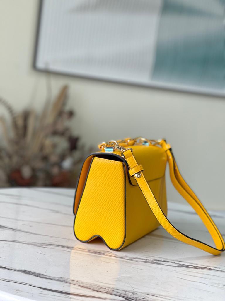Louis Vuitton Twist MM Shoulder Bag — view 3