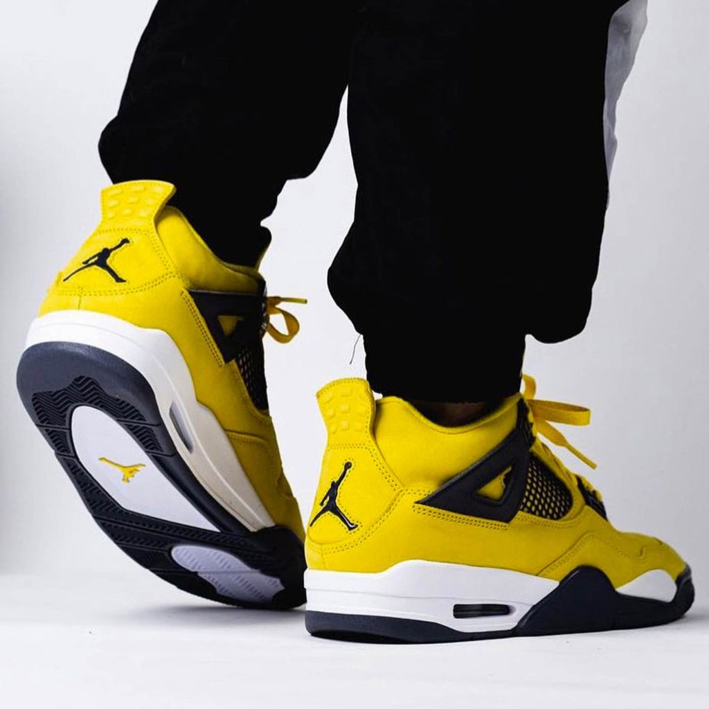 Jordan 4 Retro Lightning (2021) — view 4