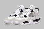 Jordan 4 Retro Military Black — view 1