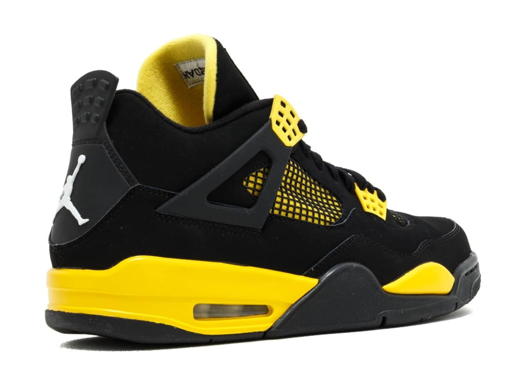 Jordan 4 Retro Thunder (2023) — view 2