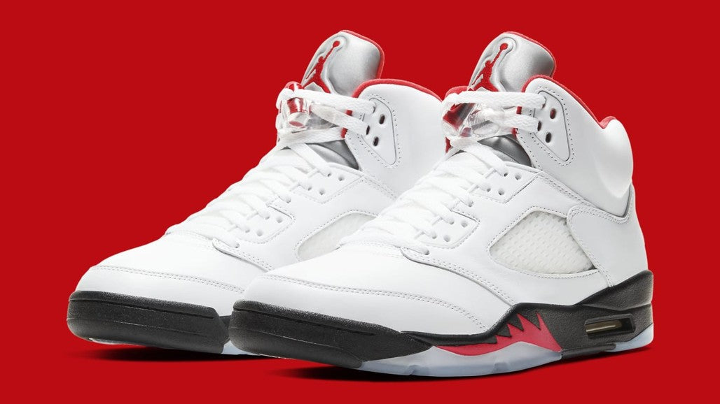 Jordan 5 Retro Fire Red Silver Tongue (2020) — view 1