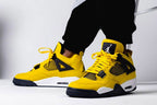 Air Jordan 4 'Lightning Tour Yellow' — view 6