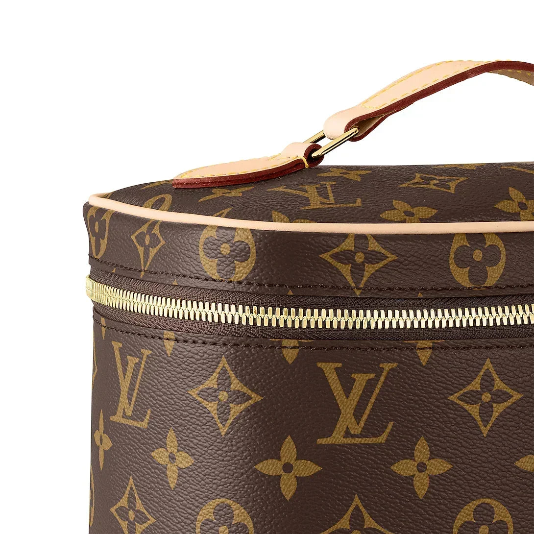 LV Nice Toiletry Bag — view 9