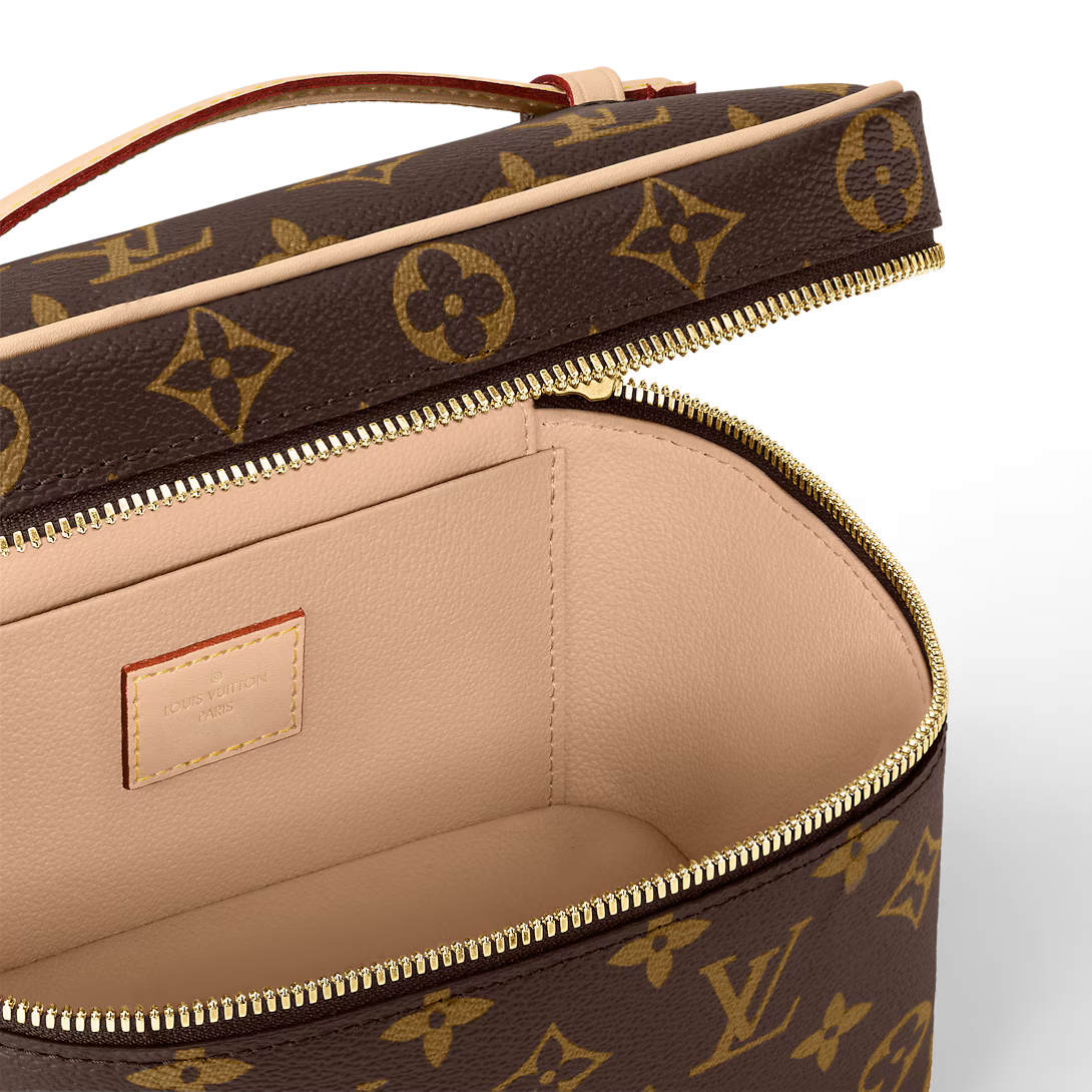 LV Nice Toiletry Bag — view 8