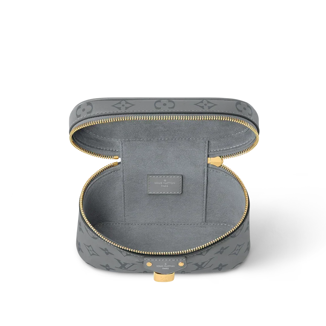 Louis Vuitton Vanity Chain Pouch — view 4