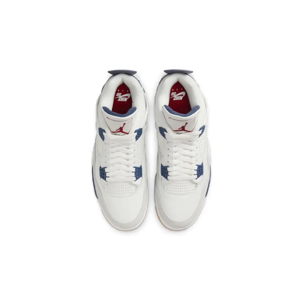 Air Jordan 4 SB 'Navy' — view 3